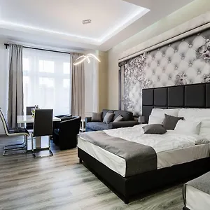 A Golden Star Modern Luxury And Apartament Budapeszt